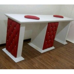 Стол для маникюрного салона с мягкими элементами А-51